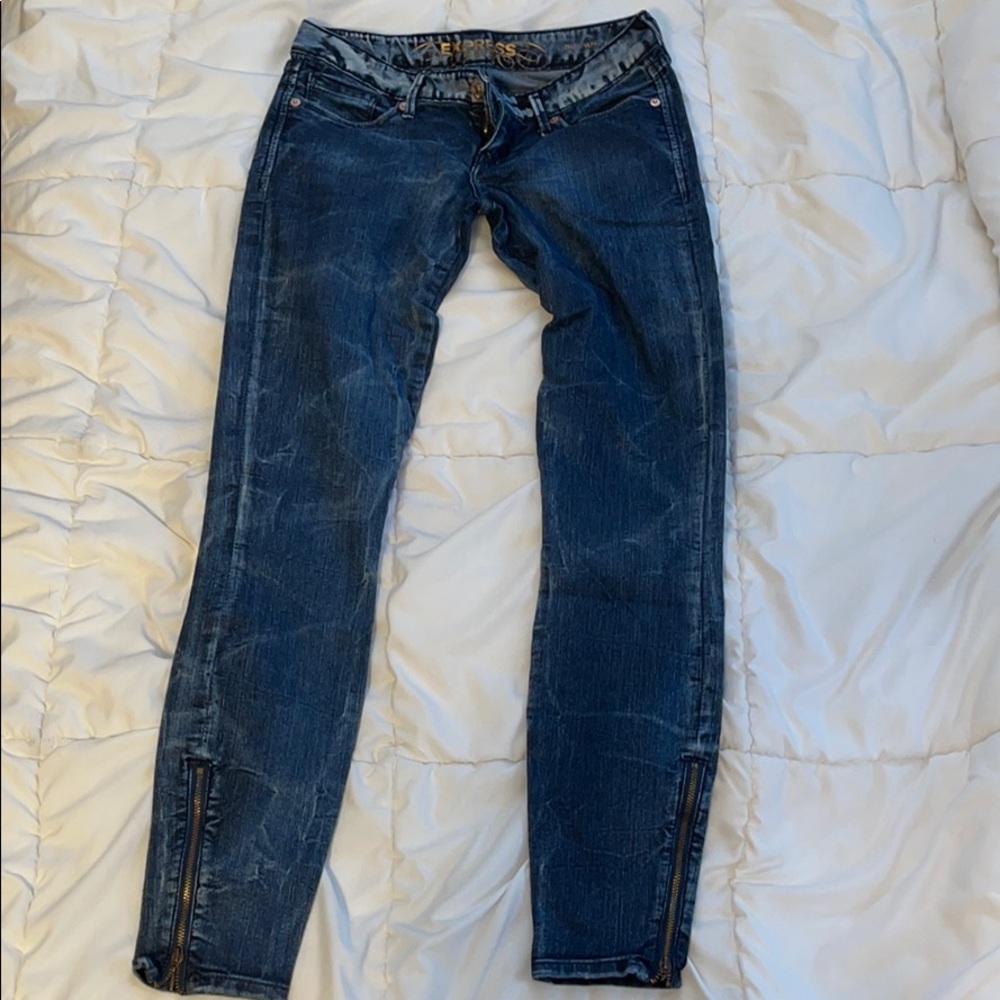 Express Zelda Ultra Skinny Distressed Jeggings